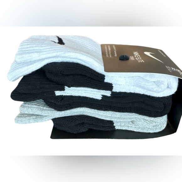 Nike Elite Crew Socks Crew Boys Youth
XS Sock 5-7 Shoe 10C-3Y - Picture 6 of 6